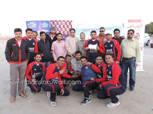 Chiplun Cricket Club lifts the Amar Cricket League 3 Champions Trophy