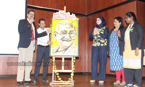 Bhavans SIS honours Gandhi Jayanthi Day