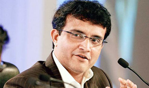 Ganguly unveils own statue at Balurghat