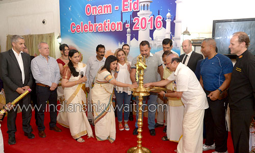 Crowne Plaza and Holiday Inn employees celebrated Onam