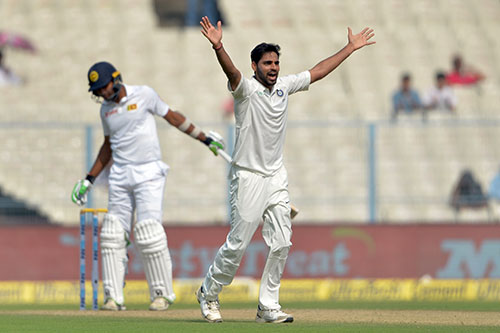 Sri Lanka gain 122-run lead in opening Test