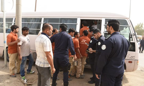 1,024 held in Amghara raid; 280 expats to be deported