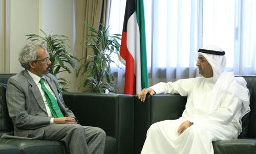 Indian Ambassador held discussion with Kuwait Finance Minister