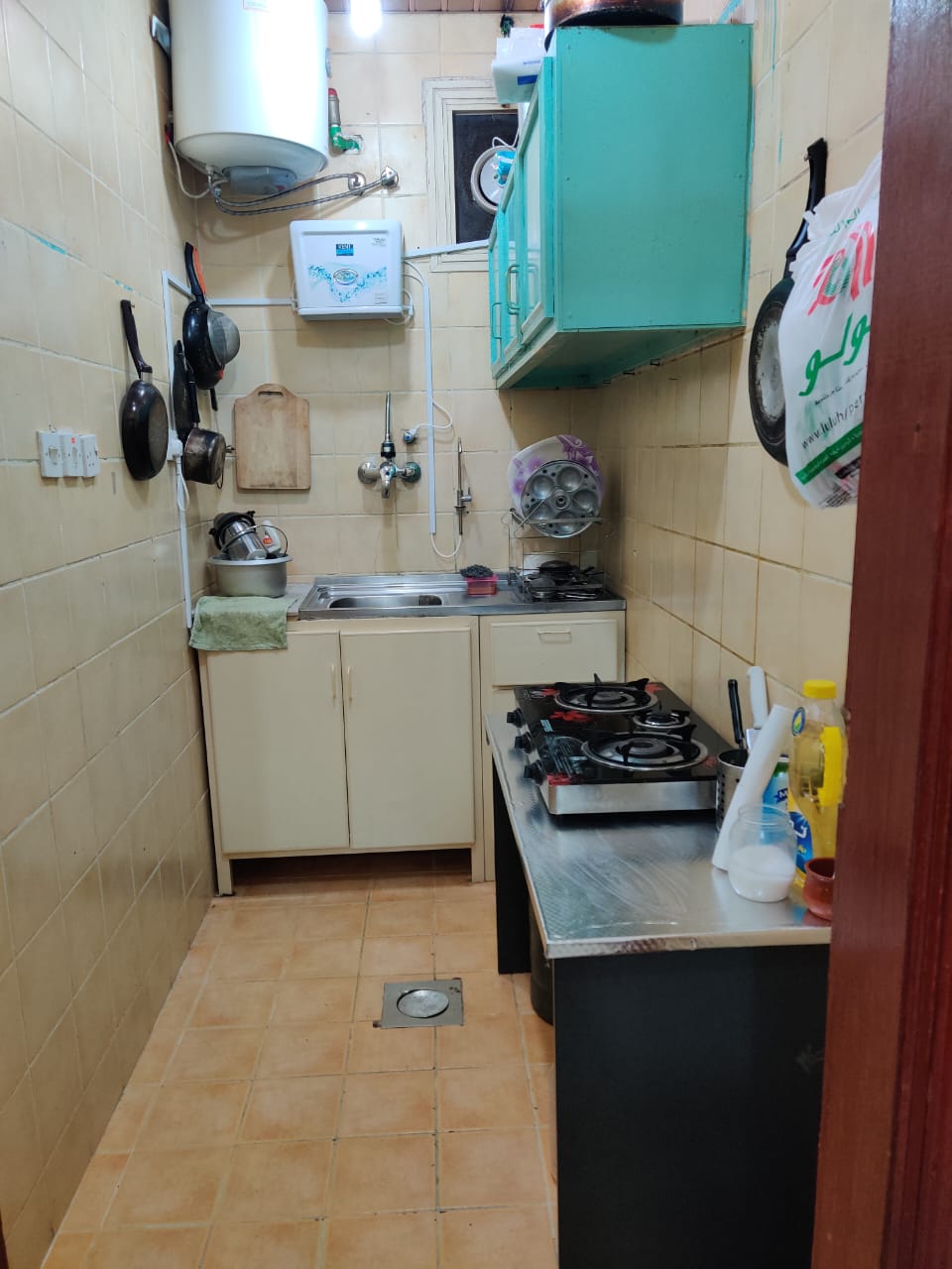 Kuwait buy & sell Classifieds - Mangaf-block-4,1 BHK-Furnished V..