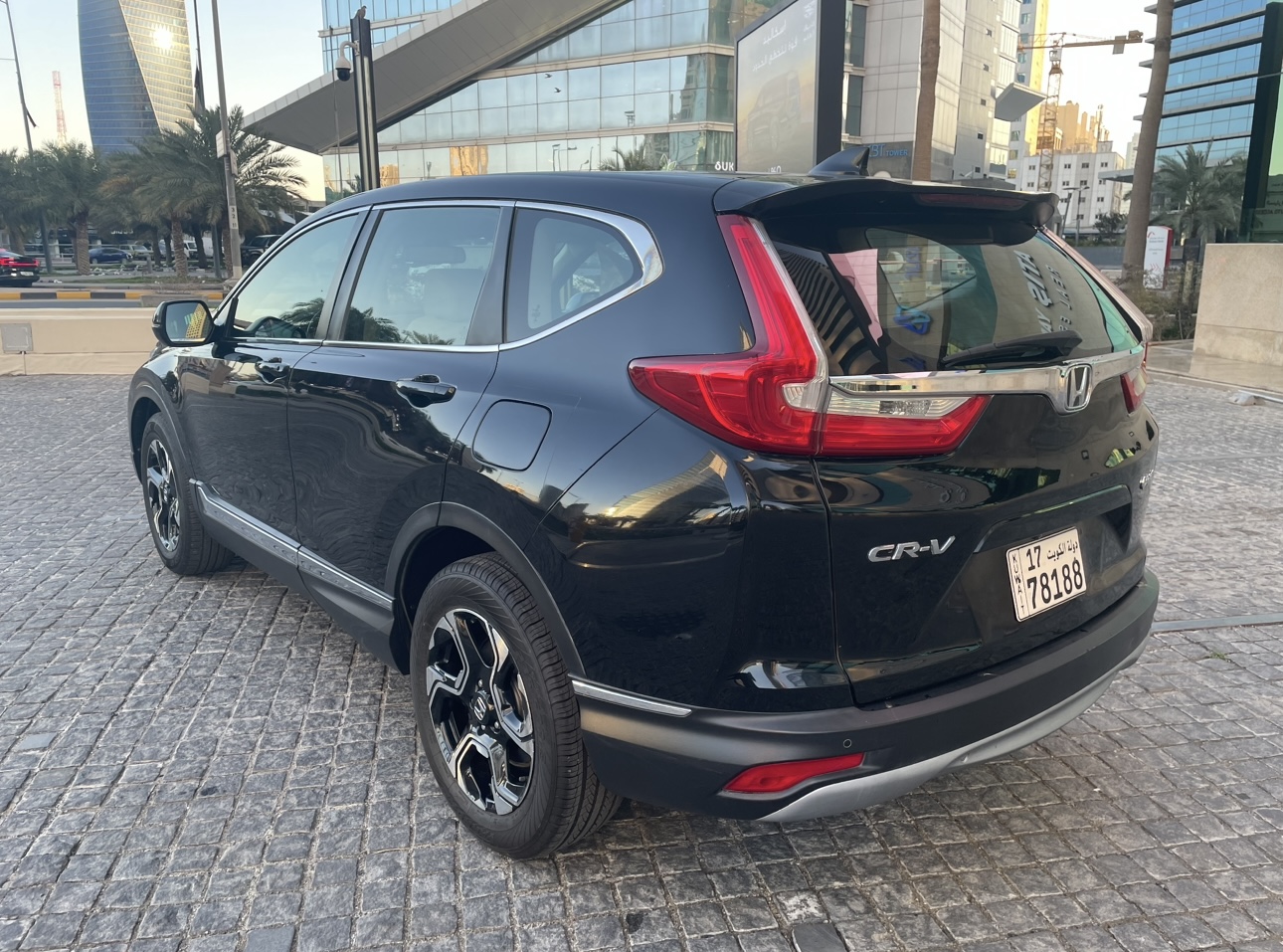 Kuwait buy & sell Classifieds Full Option Honda CRV..