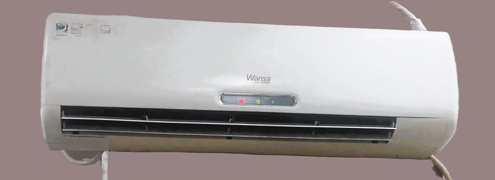 Urgently sale 2 Air Conditioner