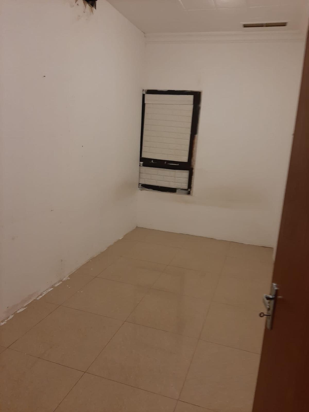 A big partition room for rent in hawally 