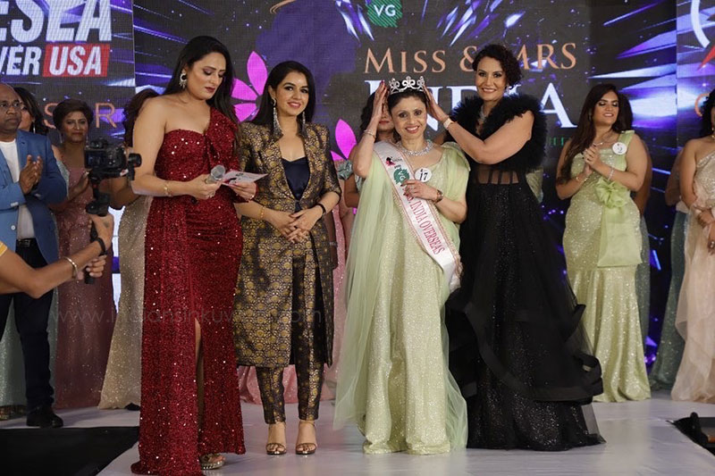 Kuwait based Indian Reena Mary crowned VG Mrs India Overseas 2022