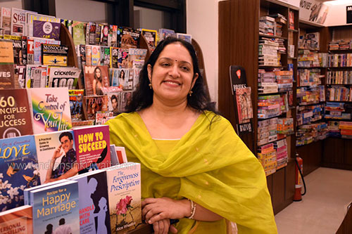 Dr Navniit Gandhi to Launch her Book Titled 