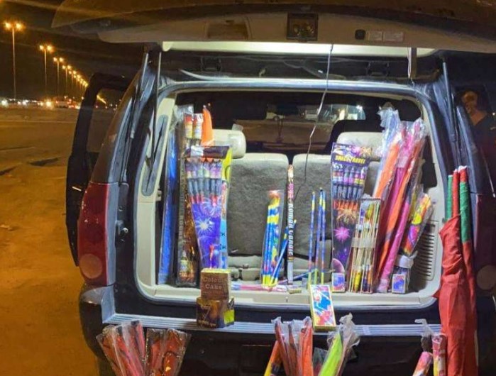 Two people arrested for selling fire crackers