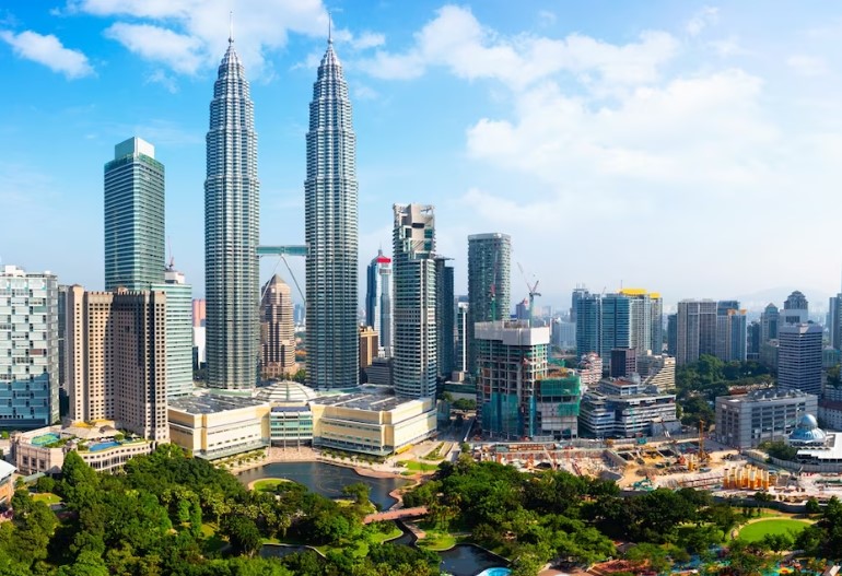 After Thailand & Sri Lanka, Malaysia to allow visa-free travel to Indians